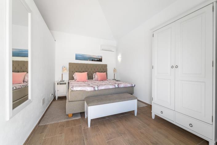 Image No.20-4 Bed Villa for sale