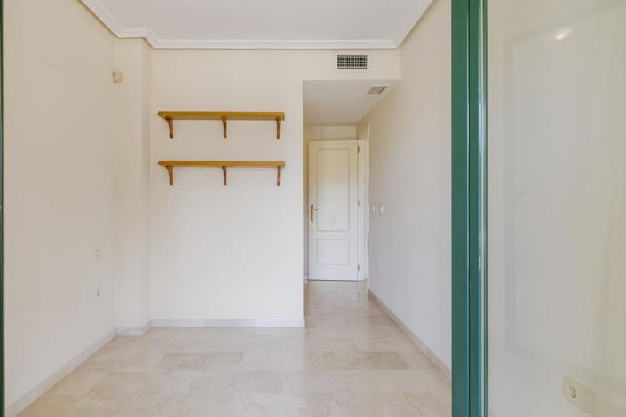 Image No.18-2 Bed Apartment for sale