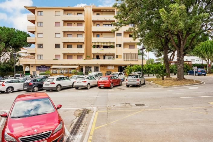 Image No.20-2 Bed Apartment for sale