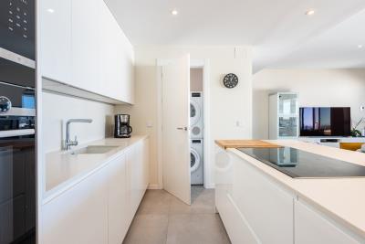 11-20939a0134ad724a8cb2a801094d15a4