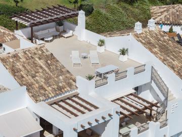 1c3609a3-28af-4284-ad03-2935709fef06