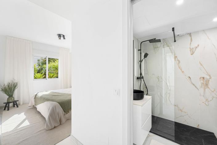 Image No.26-3 Bed Apartment for sale