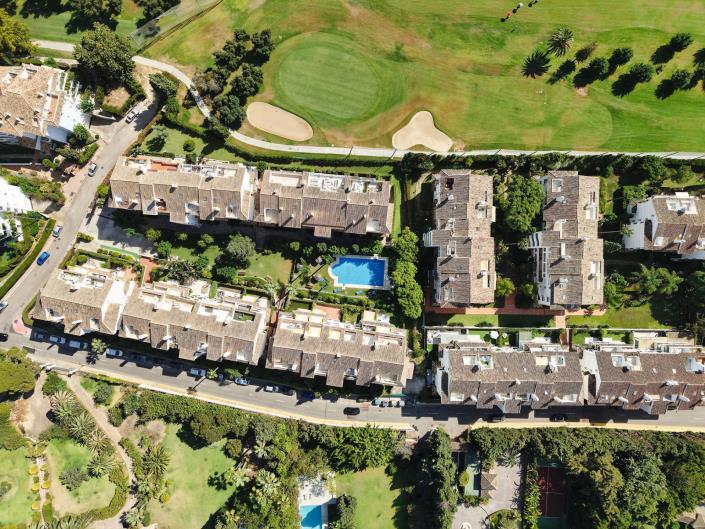 Image No.11-3 Bed Apartment for sale