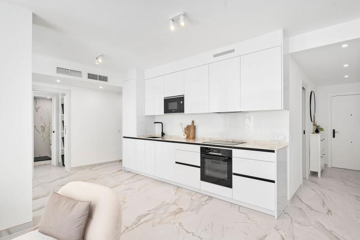 Image No.9-3 Bed Apartment for sale