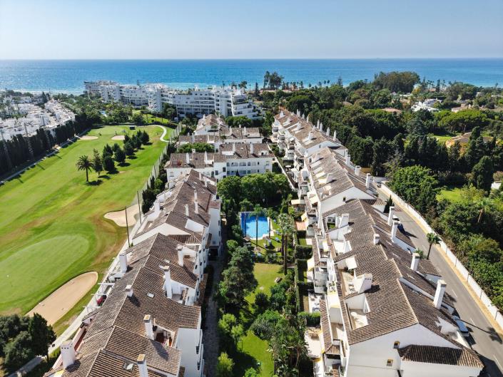 Image No.18-3 Bed Apartment for sale