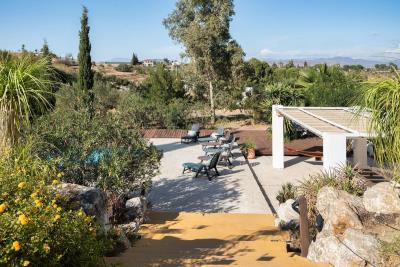 11-20939a0134ad724a8cb2a801094d15a4