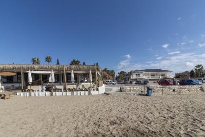 10-bb915d1cb19341576dcdc994b81ab9c5