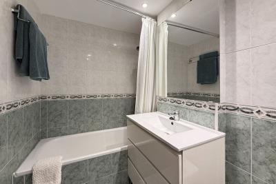 13-5fd73dea700db77384c091ca9818b1a9