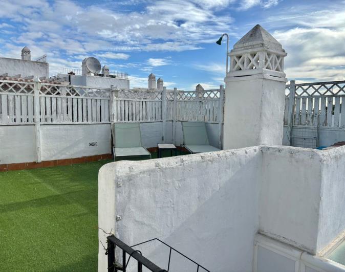 Image No.19-2 Bed Apartment for sale