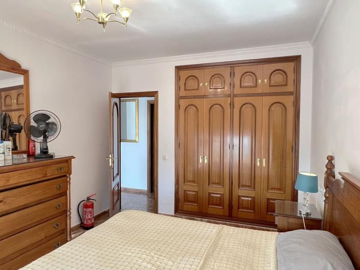 Image No.39-5 Bed Villa for sale