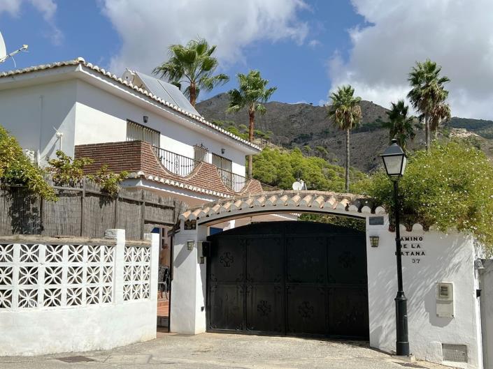 Image No.43-5 Bed Villa for sale