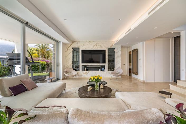 Image No.8-4 Bed Villa for sale