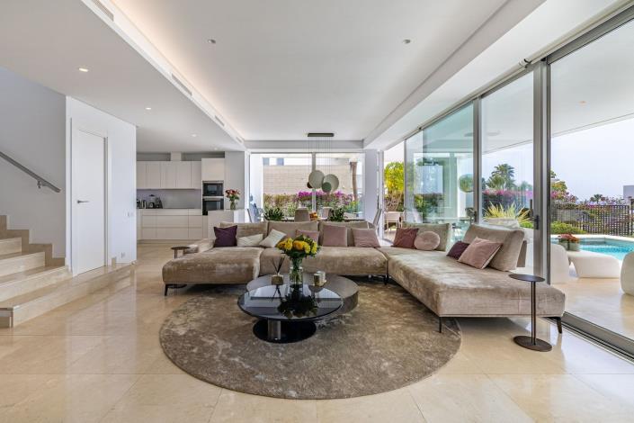 Image No.7-4 Bed Villa for sale