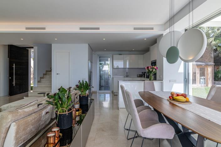 Image No.11-4 Bed Villa for sale