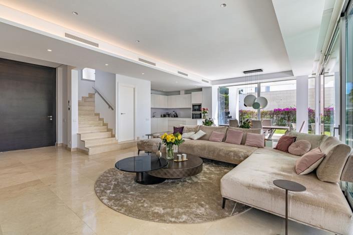 Image No.13-4 Bed Villa for sale