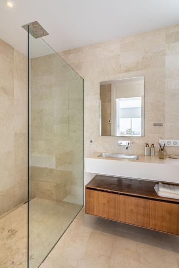 Image No.42-4 Bed Villa for sale