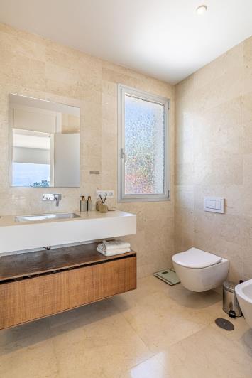 Image No.43-4 Bed Villa for sale