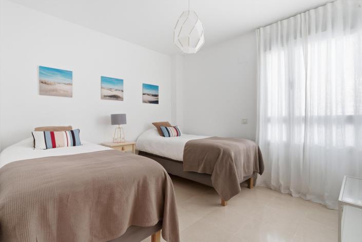 Image No.15-3 Bed Apartment for sale