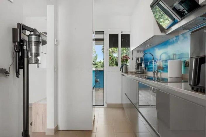 Image No.9-3 Bed Semi-Detached for sale