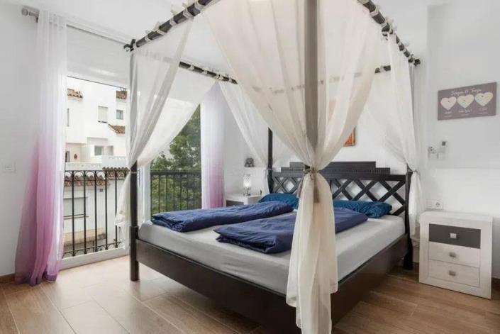 Image No.12-3 Bed Semi-Detached for sale