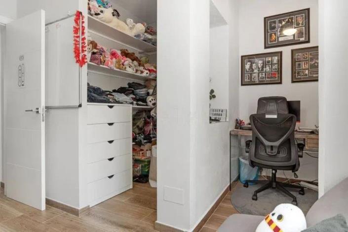 Image No.25-3 Bed Semi-Detached for sale