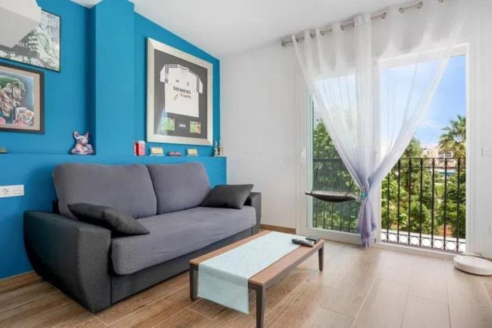 Image No.28-3 Bed Semi-Detached for sale