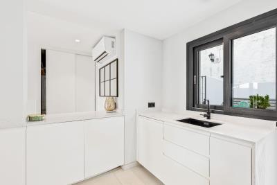 12-9d2414e6554ff283a7dbb3894364f2bd