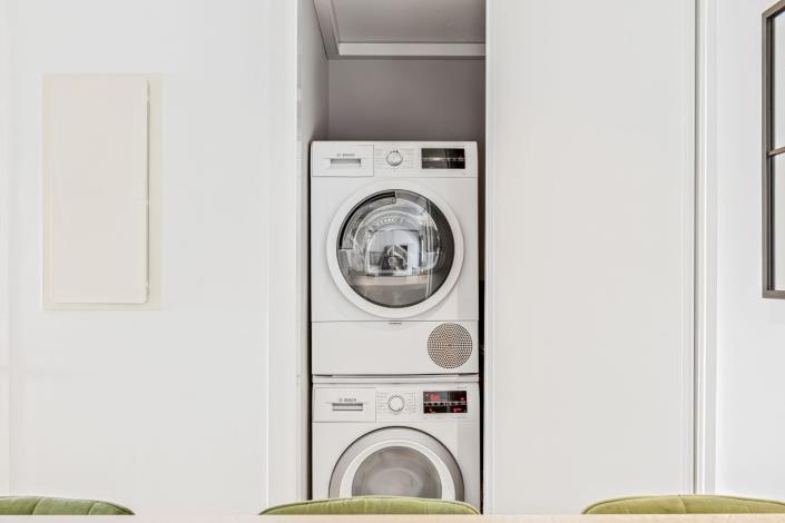 Image No.20-3 Bed Townhouse for sale