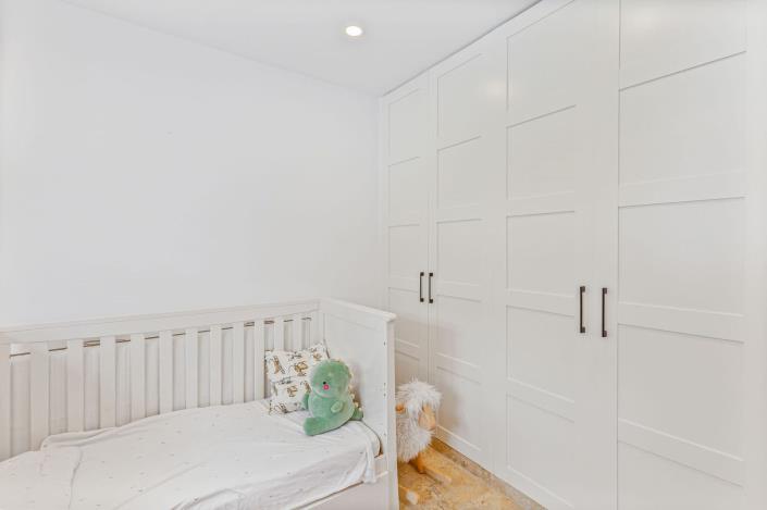 Image No.35-3 Bed Townhouse for sale