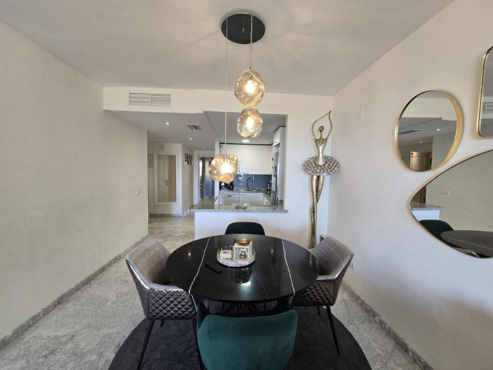 Image No.21-2 Bed Apartment for sale