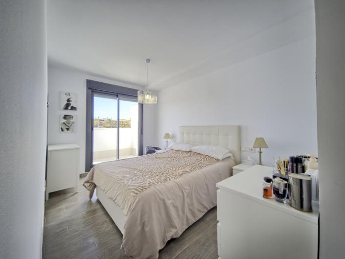 Image No.21-2 Bed Apartment for sale