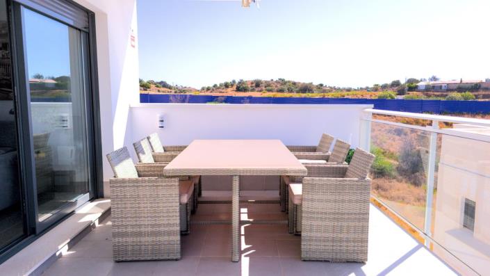 Image No.25-2 Bed Apartment for sale