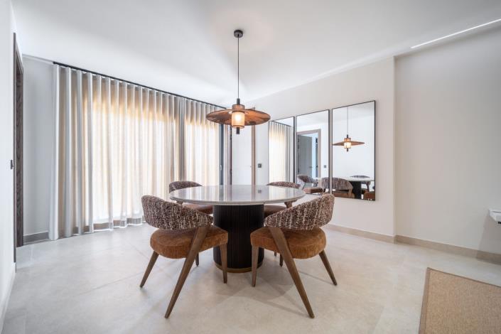 Image No.25-5 Bed Villa for sale