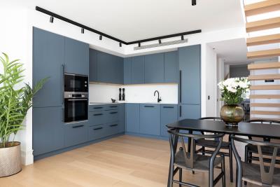 8-e64a9055bba3e77ac8aca3b893cdf826