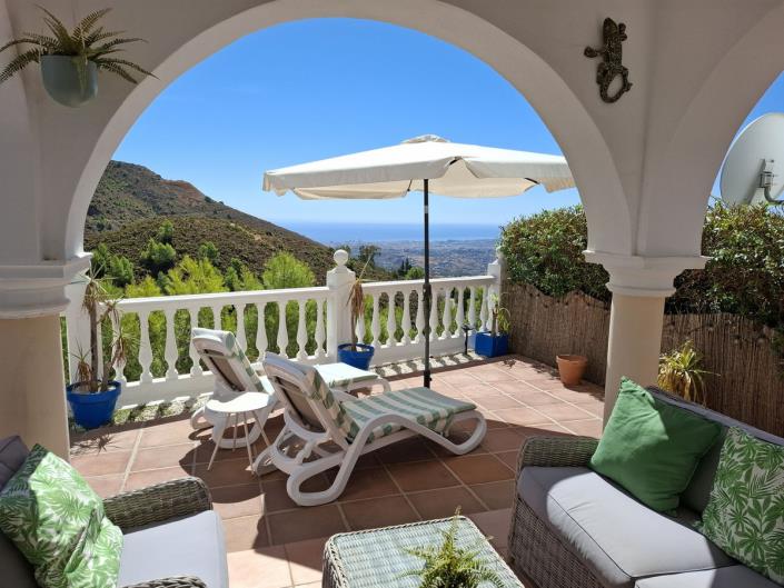 Image No.7-2 Bed Townhouse for sale