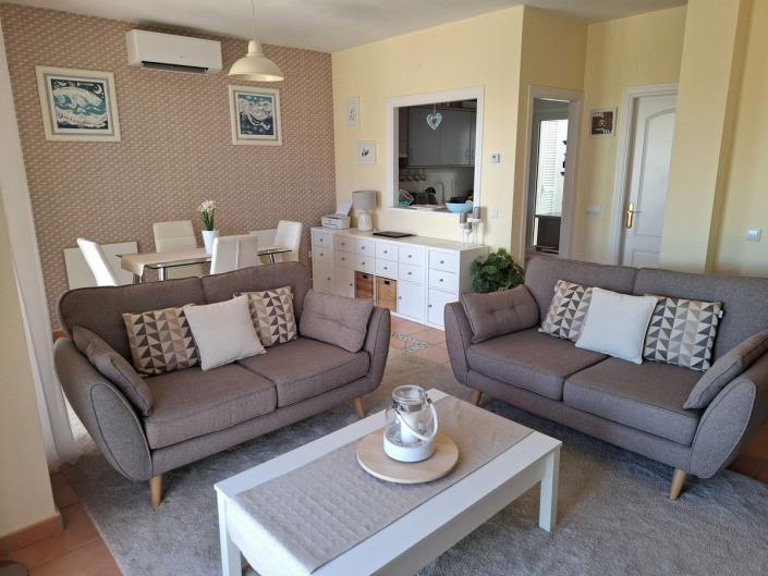 Image No.19-2 Bed Townhouse for sale