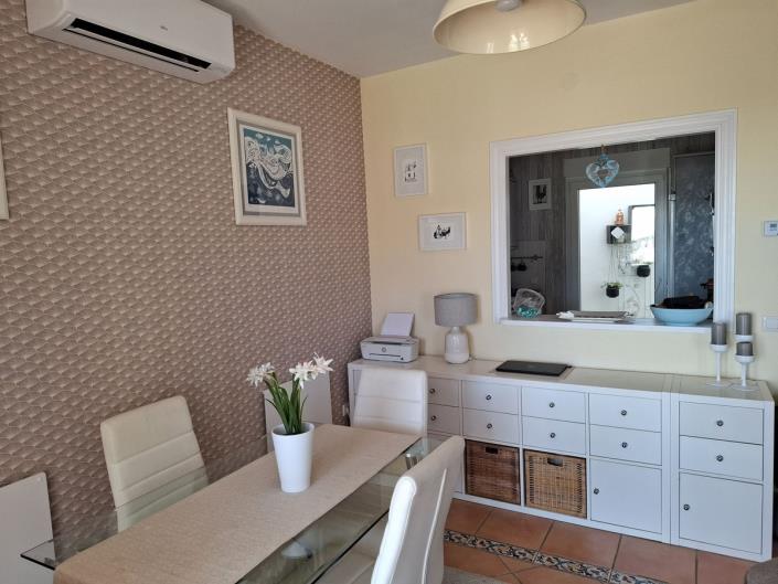 Image No.23-2 Bed Townhouse for sale