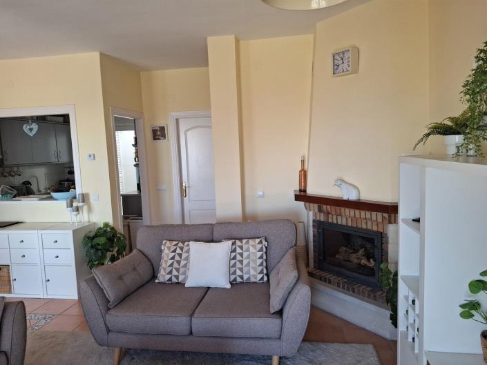 Image No.26-2 Bed Townhouse for sale