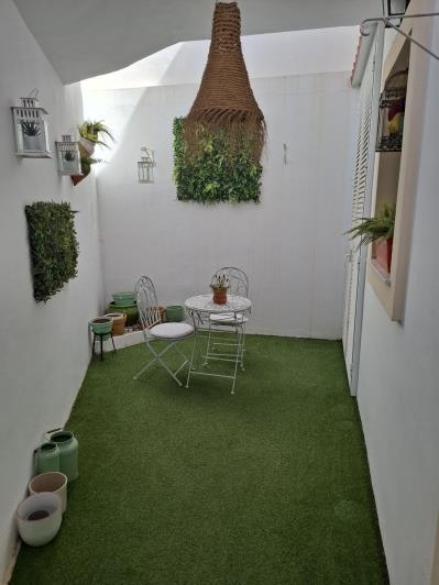 Image No.31-2 Bed Townhouse for sale