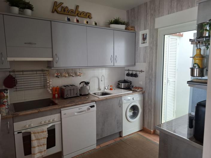 Image No.35-2 Bed Townhouse for sale