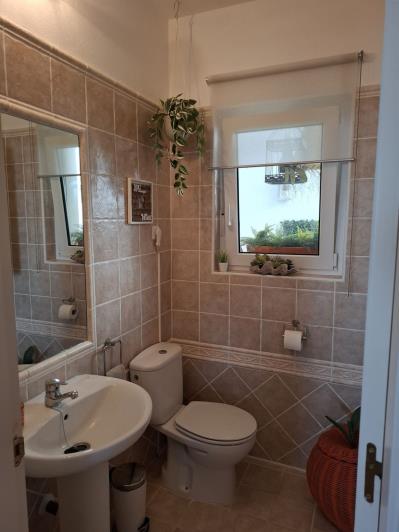 Image No.37-2 Bed Townhouse for sale