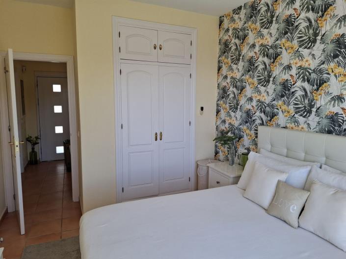 Image No.53-2 Bed Townhouse for sale