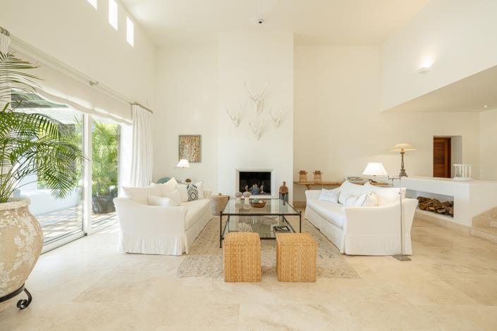 Image No.9-4 Bed Villa for sale