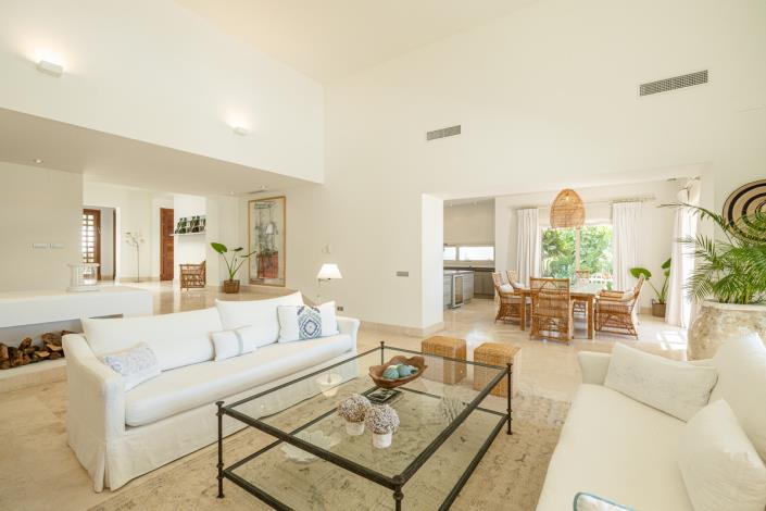 Image No.15-4 Bed Villa for sale