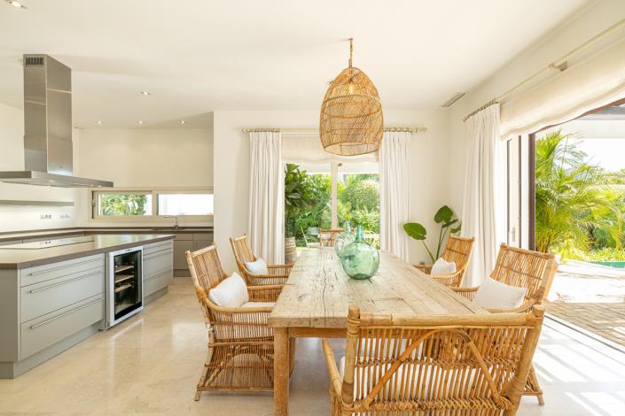 Image No.17-4 Bed Villa for sale