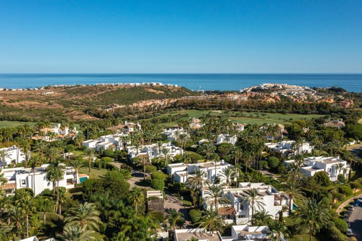 Image No.18-4 Bed Villa for sale