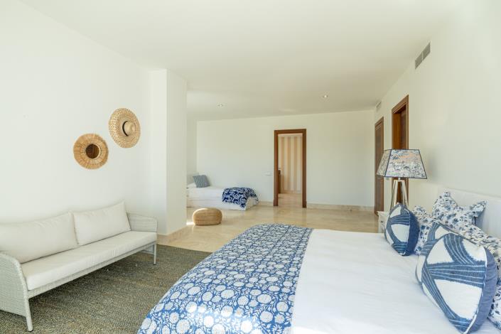 Image No.19-4 Bed Villa for sale