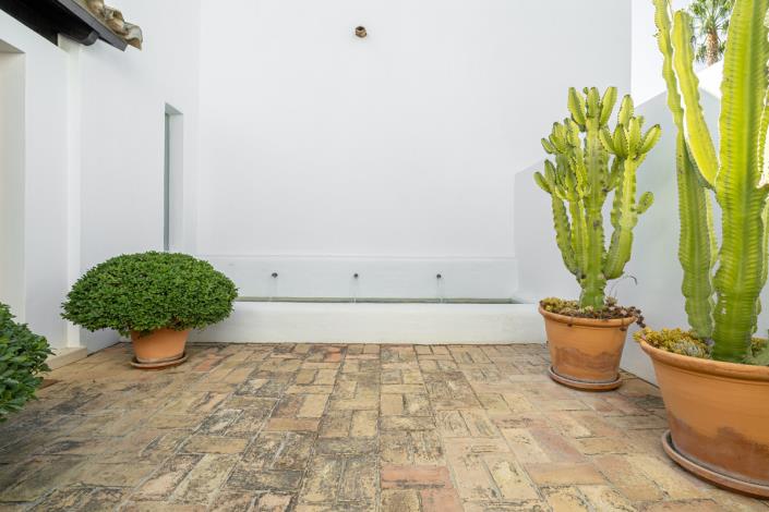 Image No.28-4 Bed Villa for sale