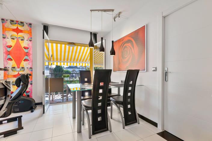 Image No.8-2 Bed Apartment for sale