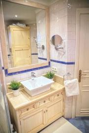 11-20939a0134ad724a8cb2a801094d15a4